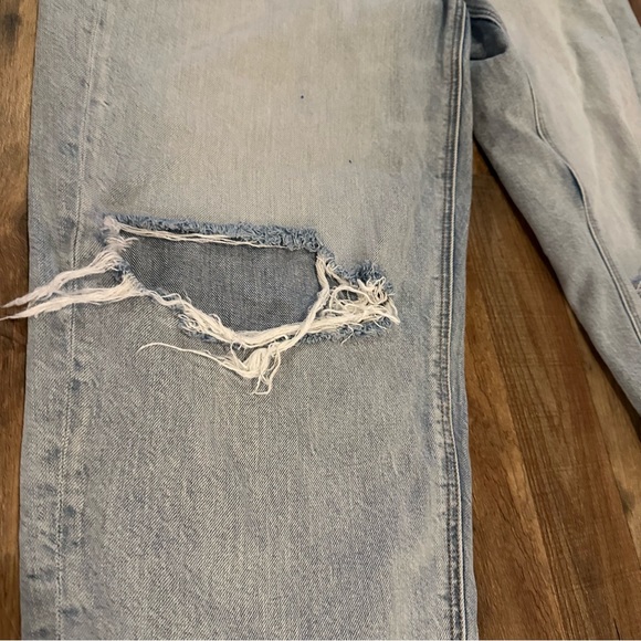 American Eagle Relaxed Mom Jean sz 10 - Picture 8 of 8